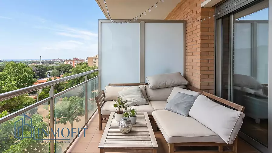 Magnificent 3-Bedroom Apartment with Terrace, Parking, and Storage Room in Mas Florit, Blanes.
