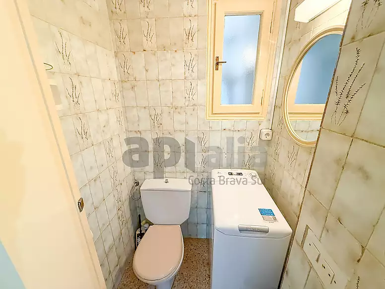 APARTAMENTO FUNCIONAL A POCOS PASOS DE LA PLAYA DE LLORET DE MAR