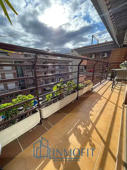 Bright Duplex with Large Terrace and Pool in Pineda de Mar, Perfect for Your New Life!