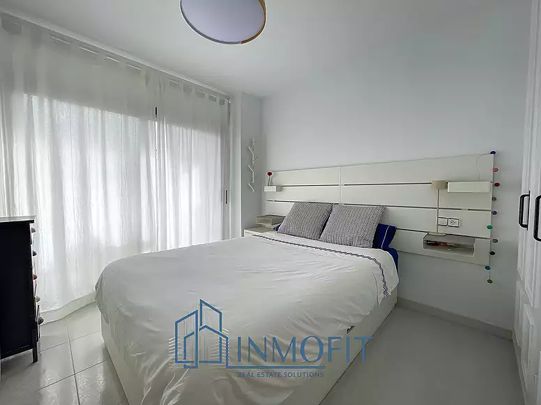 Bright Duplex with Large Terrace and Pool in Pineda de Mar, Perfect for Your New Life!