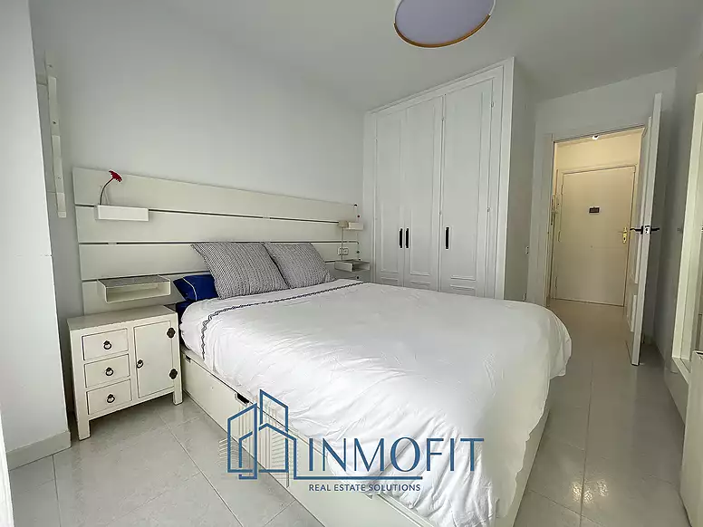 Bright Duplex with Large Terrace and Pool in Pineda de Mar, Perfect for Your New Life!