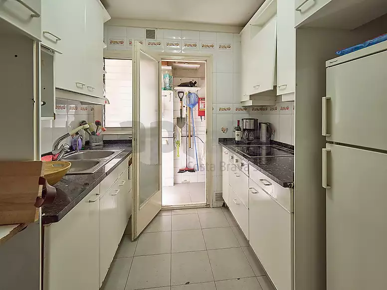 Lumi&egrave;re, vues et 4 chambres au c ur de Lloret