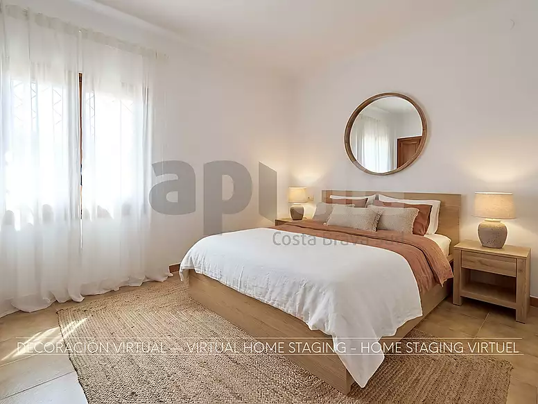Villa with great potential, a 2,000 m  plot and boundless spaces in Los Pinares