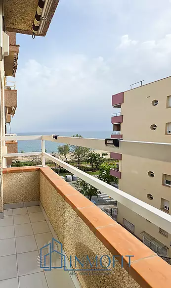 Apartment with Tourist License and Sea Views in Pineda de Mar
