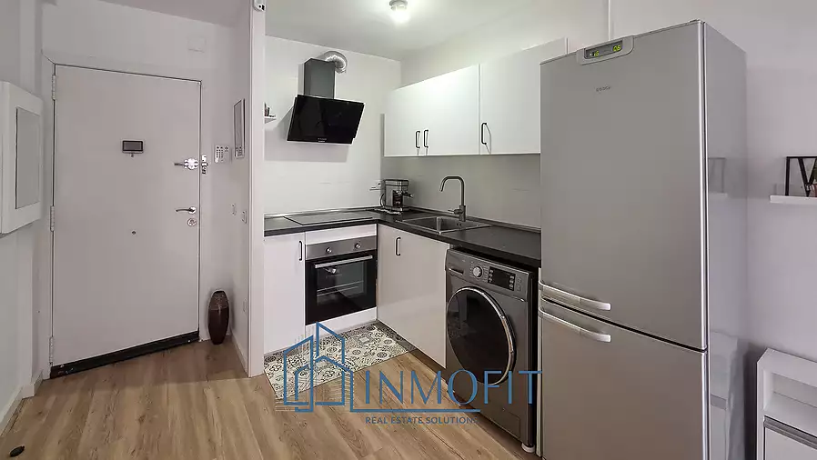 Apartment with Tourist License and Sea Views in Pineda de Mar