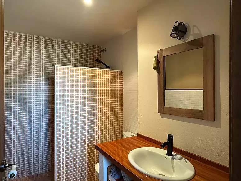 EXCLUSIVE HOUSE IN AN IDYLLIC ALT EMPORDÀ RESIDENTIAL AREA