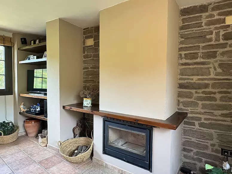 EXCLUSIVE HOUSE IN AN IDYLLIC ALT EMPORDÀ RESIDENTIAL AREA
