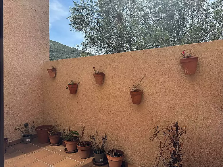 EXCLUSIVE HOUSE IN AN IDYLLIC ALT EMPORDÀ RESIDENTIAL AREA