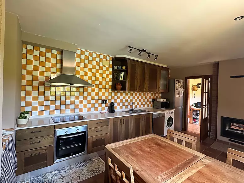 EXCLUSIVE HOUSE IN AN IDYLLIC ALT EMPORDÀ RESIDENTIAL AREA