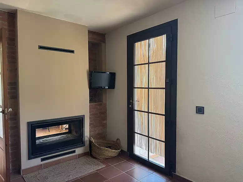 EXCLUSIVE HOUSE IN AN IDYLLIC ALT EMPORDÀ RESIDENTIAL AREA