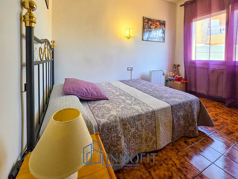 House with two independent apartments in Tordera - Ideal investment
